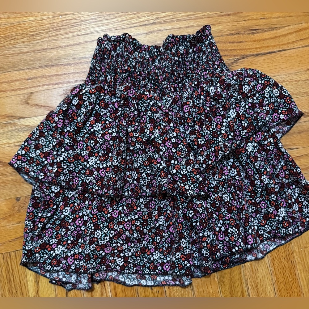 H&M Divided Floral Mini Skirt Size 2  or smaller